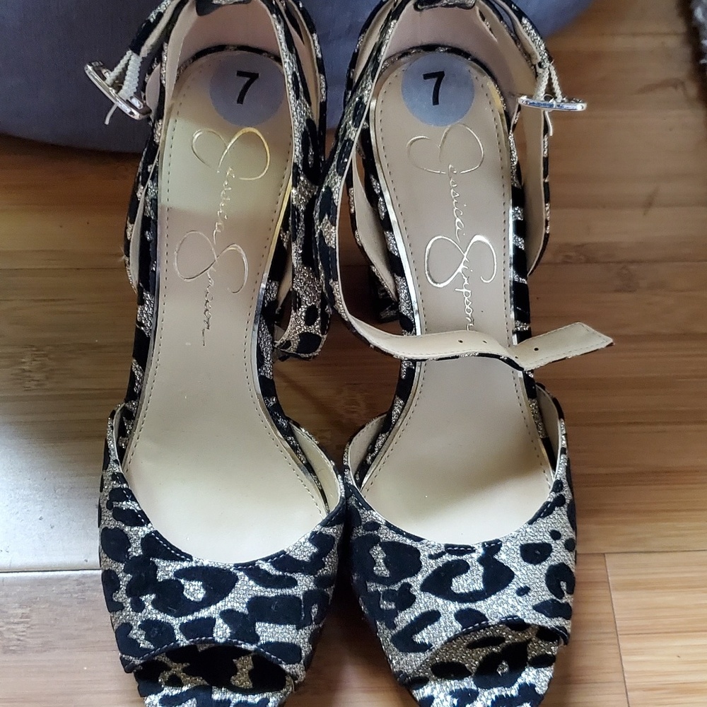 Jessica Simpson heels